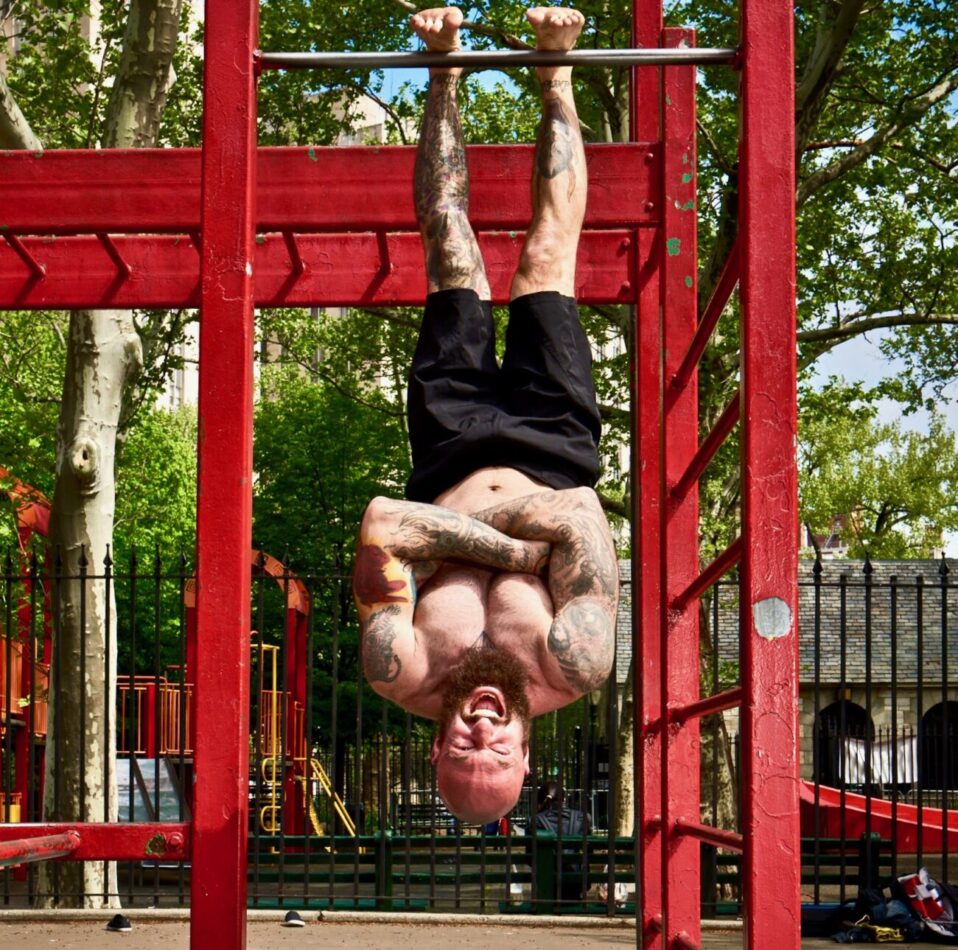 How to Hang from a Pull-up Bar by Your Feet : Al Kavadlo